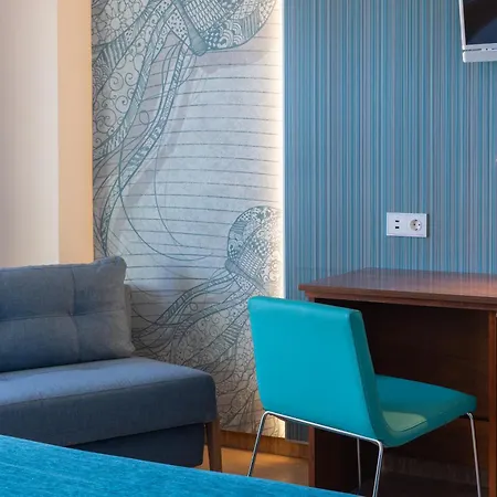 Htop Amaika & 4sup - Adults Only #htopbliss Calella